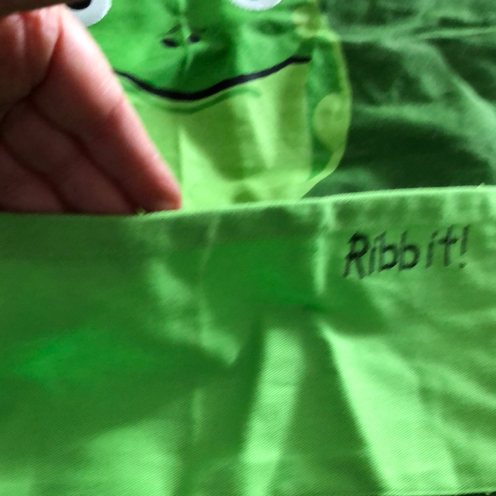 Frog Apron - Picture 3 of 3